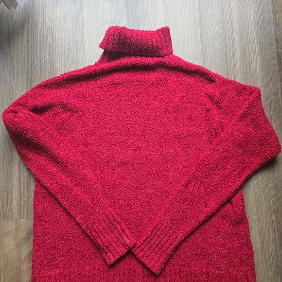 Pierre Cardin Vibrant Red Turtleneck Sweater - Picture 5 of 6